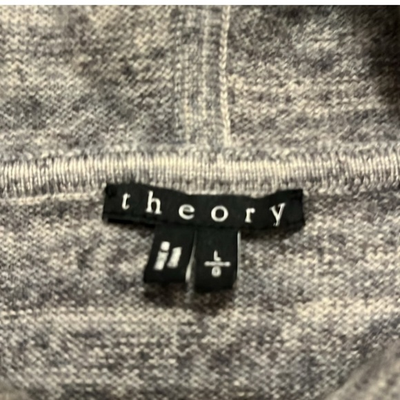 100% cashmere Theory hoodie. Excellent condition. - Picture 2 of 3